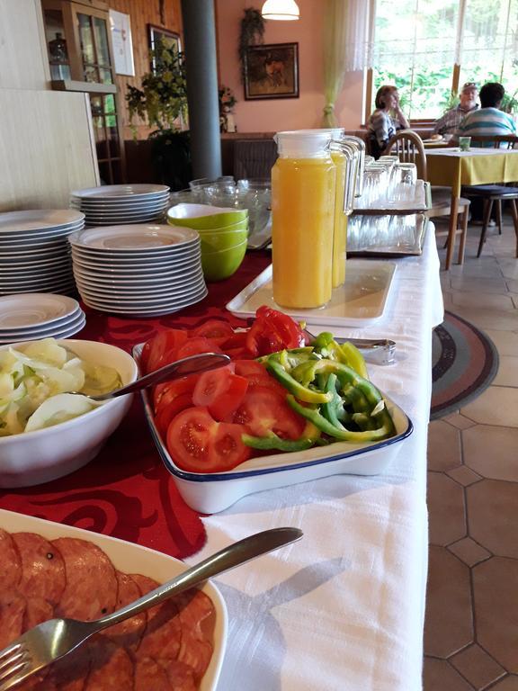 Ferienpension Garni Hubert Rigelnik Sankt Kanzian am Klopeiner See Exteriör bild
